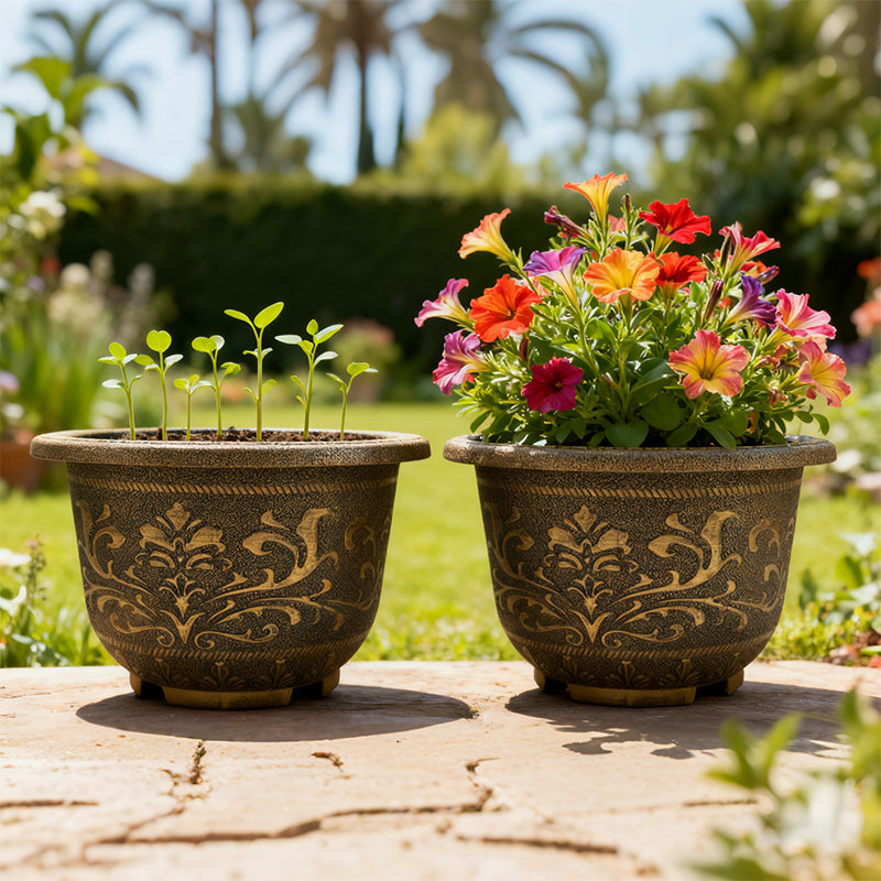 Solum Vitae 16-in 40# Terra-F Round Textured Outdoor Pots Marigold Growth Shots for Backyard Garden,Premium Outdoor Planters for Gardening